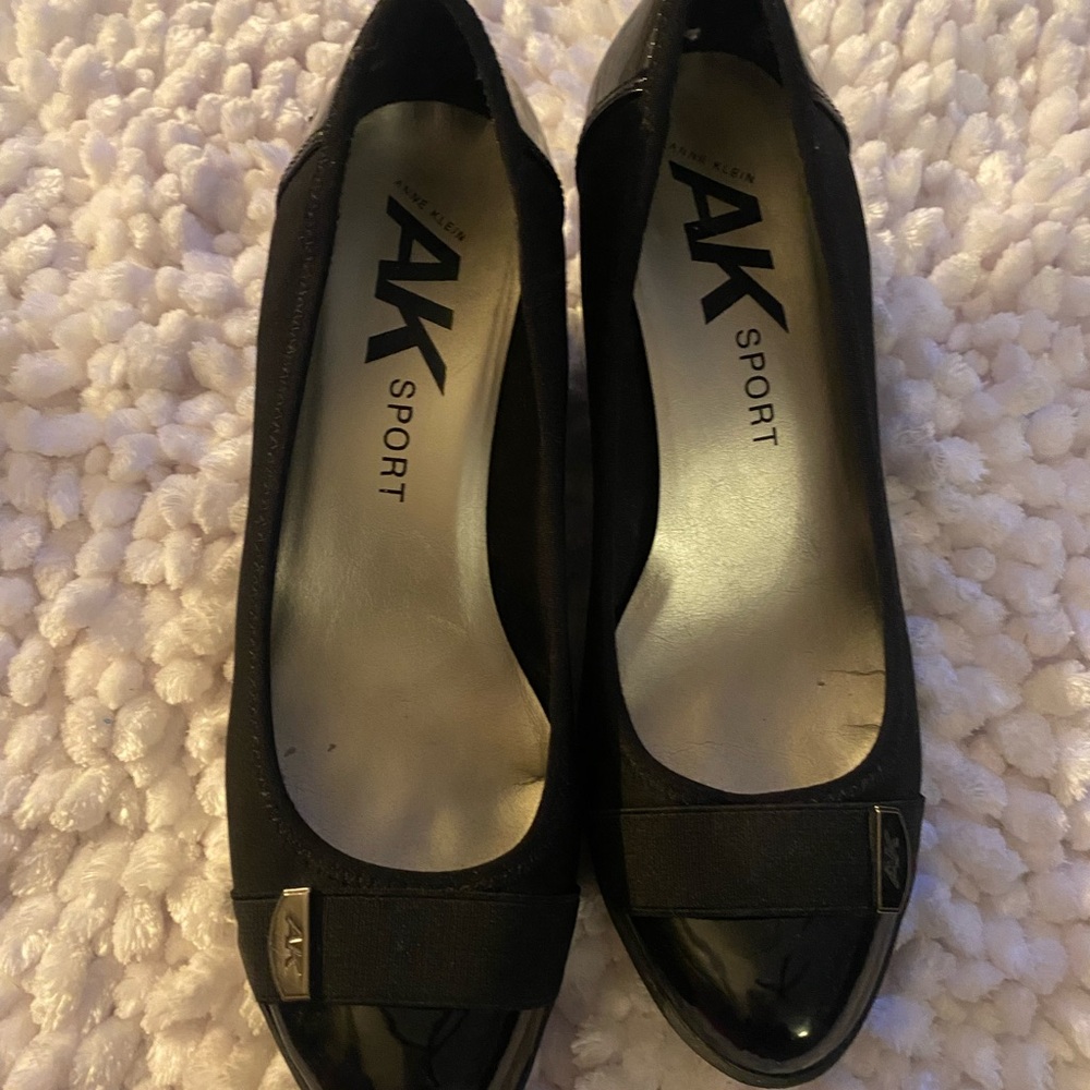 Women's Black Anne Klein sport wedge heels size 8 M